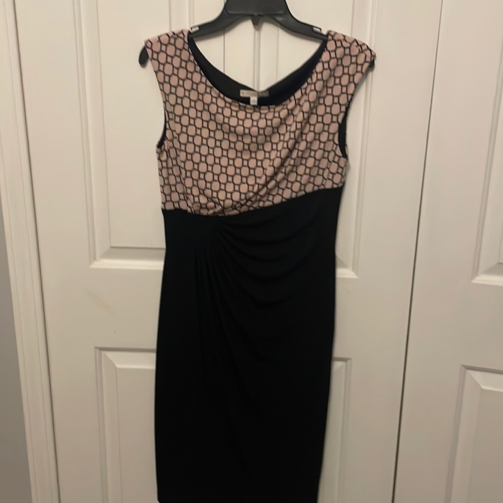 Signature Sadie Faux Wrap dress sz 8 GUC B1015